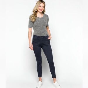 STS Blue - Ellie High Rise Skinny Zipper Pocket Pant.  Navy. 16, 33 26" Inseam